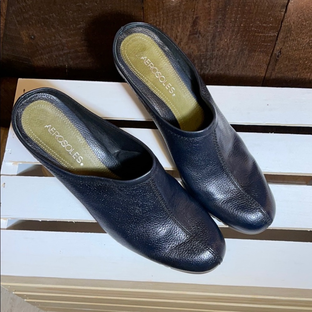 Aerosols shoes
